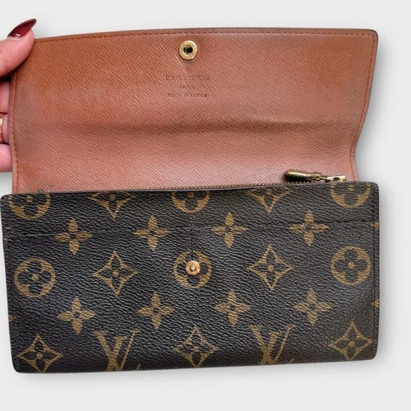 Louis Vuitton Sarah Wallet Monogram Canvas – Classic Bifold - Picture 6 of 12